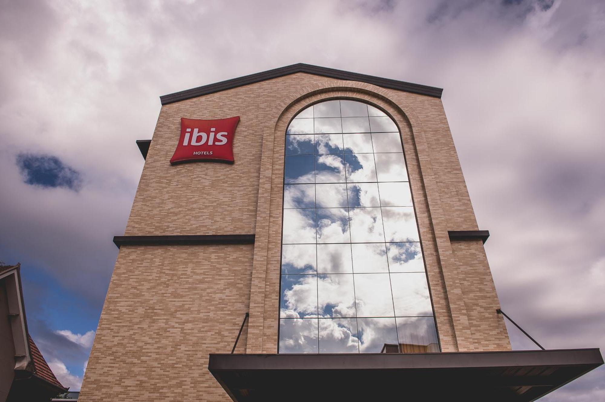 Ibis Carlos Barbosa Exteriör bild